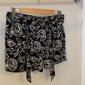 Loft dress short with tie and elastic waist and POCKETS!